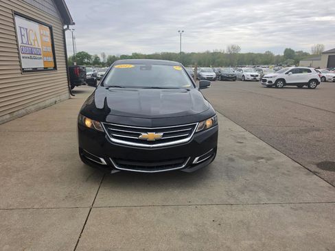 Used 2017 Chevrolet Impala LT w/ Leather Package FWD image 3