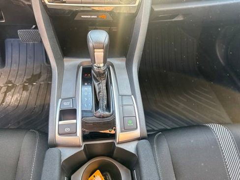 Certified 2018 Honda Civic EX image 18