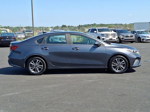 Certified 2023 Kia Forte LXS FWD image 7