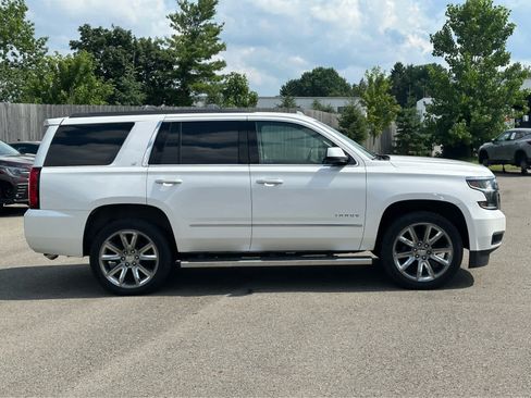 Used 2019 Chevrolet Tahoe LT w/ LT Signature Package AWD/4WD image 8
