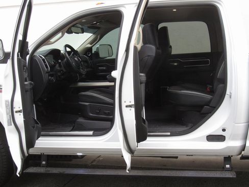 Used 2022 RAM 2500 Laramie image 18