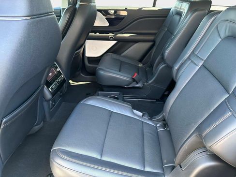 Used 2025 Lincoln Aviator Reserve w/ Equipment Group 201A AWD/4WD image 32