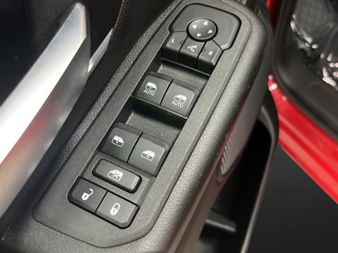 Used 2025 RAM 1500 Big Horn AWD/4WD image 22