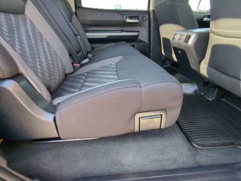 Used 2018 Toyota Tundra SR5 image 20