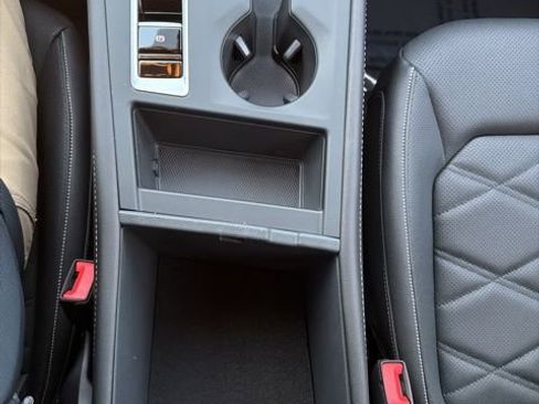 New 2026 Volkswagen Atlas SE image 13