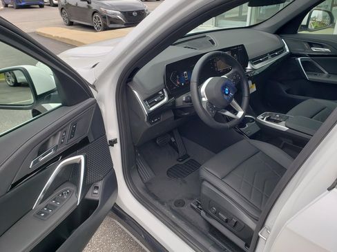 New 2026 BMW X1 xDrive28i w/ Convenience Package AWD/4WD image 10