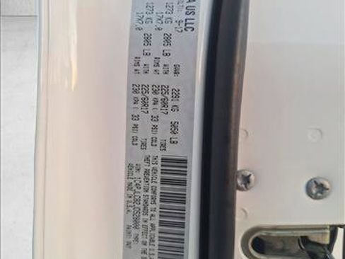 Used 2018 Jeep Cherokee Latitude image 23