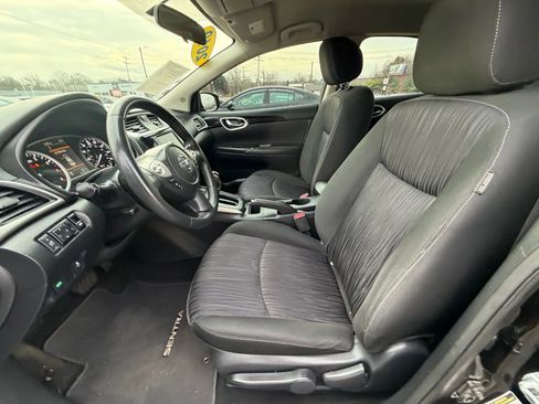 Used 2019 Nissan Sentra SV image 19