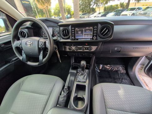 Used 2020 Toyota Tacoma SR AWD/4WD image 21