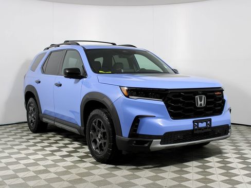 Used 2023 Honda Pilot TrailSport image 42