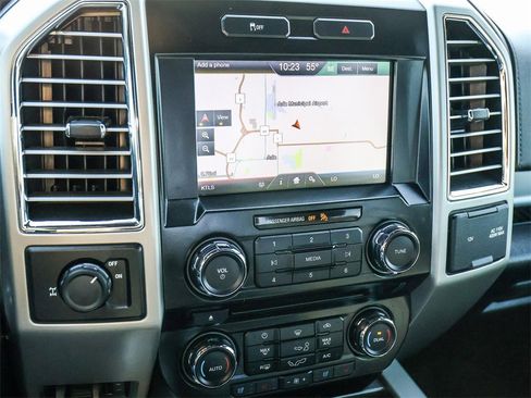 Used 2015 Ford F150 Lariat image 35