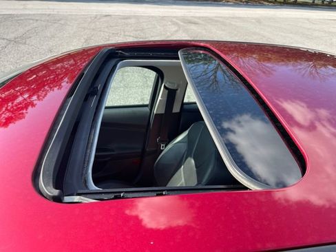 Used 2015 Ford Focus SE w/ Equipment Group 201A image 10