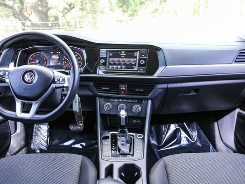 Used 2020 Volkswagen Jetta S w/ Driver Assistance Package image 12