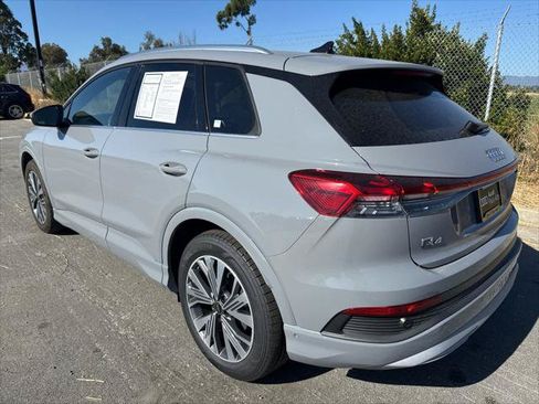 Used 2023 Audi Q4 e-tron Premium Plus w/ Premium Plus RWD image 4