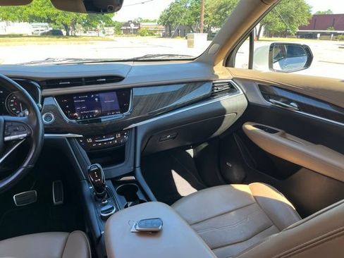 Used 2023 Cadillac XT6 Sport w/ Platinum Package AWD/4WD image 21