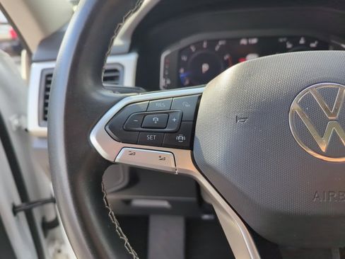 Used 2023 Volkswagen Atlas SE w/ Panoramic Sunroof Package image 17