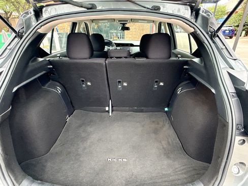 Used 2022 Nissan Kicks S FWD image 22