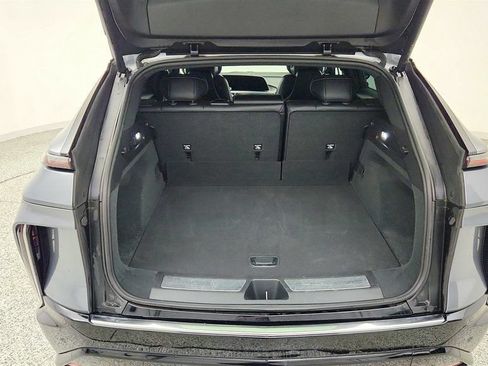 Used 2023 Cadillac Lyriq AWD image 20