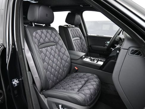 New 2027 Rolls-Royce Cullinan Black Badge AWD/4WD image 33