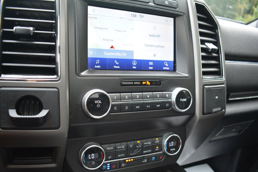 Used 2020 Ford Expedition Max XLT w/ Equipment Group 202A AWD/4WD image 17