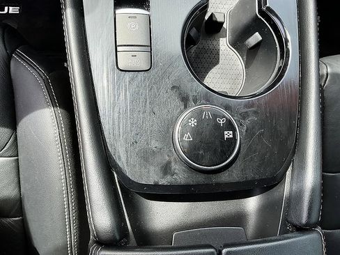 Certified 2023 Nissan Rogue SL w/ SL Premium Package image 23