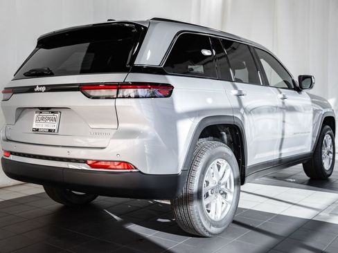 New 2025 Jeep Grand Cherokee Laredo X image 4