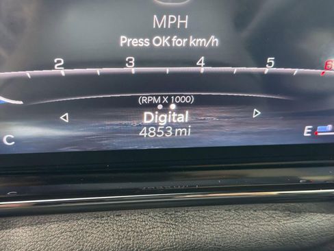 Used 2024 Jeep Grand Wagoneer L Series II w/ Quick Order Packagew 28T image 18