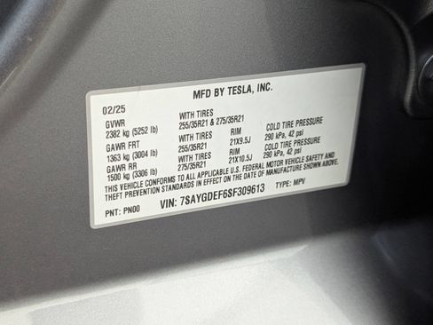 Used 2025 Tesla Model Y Performance AWD/4WD image 30