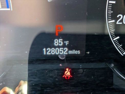 Used 2018 Honda Accord EX-L image 11