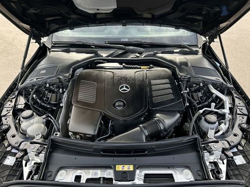 Used 2024 Mercedes-Benz C 300 Sedan image 31
