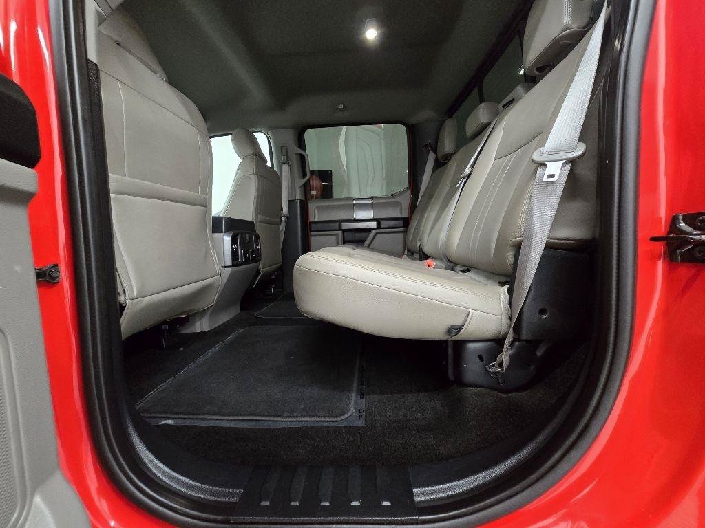Used 2019 Ford F150 XLT w/ Equipment Group 302A Luxury AWD/4WD image 14