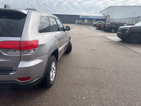 Used 2014 Jeep Grand Cherokee Laredo w/ Quick Order Package 23E image 9