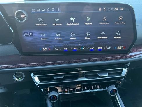 New 2026 Chevrolet Traverse Z71 w/ Driver Confidence Package AWD/4WD image 15