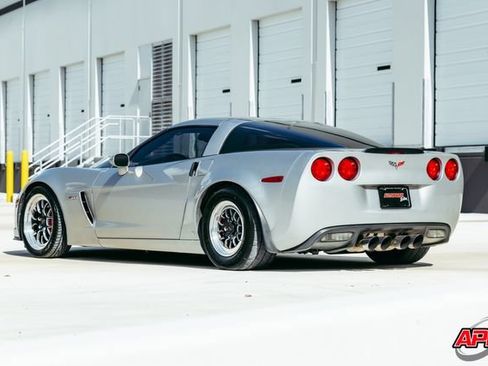 Used 2006 Chevrolet Corvette Z06 w/ Preferred Equipment Group RWD image 42