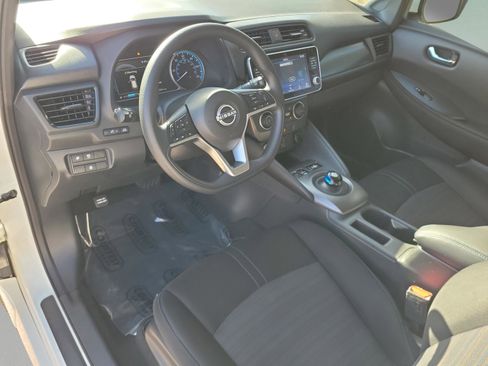 Used 2023 Nissan Leaf S image 20