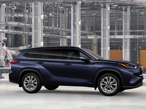 New 2026 Toyota Highlander Limited image 13