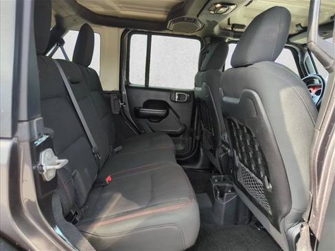 Used 2020 Jeep Wrangler Unlimited Rubicon AWD/4WD image 18