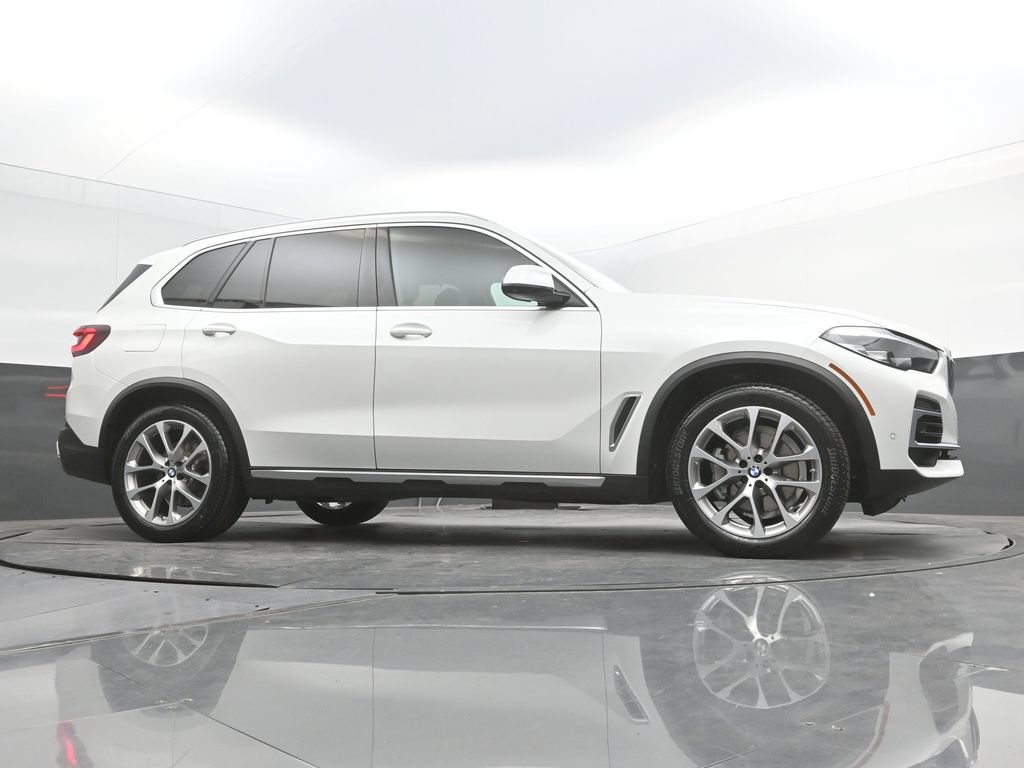 Used 2022 BMW X5 sDrive40i w/ Premium Package RWD image 47