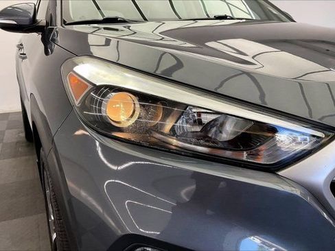 Used 2017 Hyundai Tucson Value AWD/4WD image 29