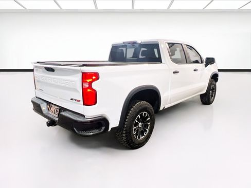 Used 2024 Chevrolet Silverado 1500 ZR2 w/ Technology Package image 4