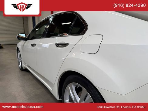 Used 2010 Acura TSX V6 Sedan FWD image 3