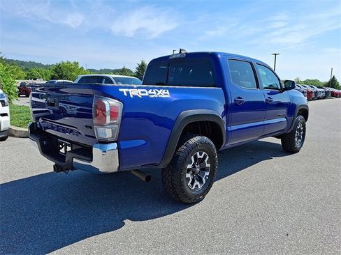Certified 2023 Toyota Tacoma TRD Off-Road image 6