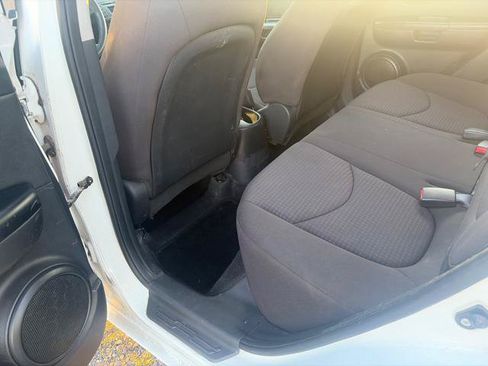 Used 2011 Kia Soul FWD image 11