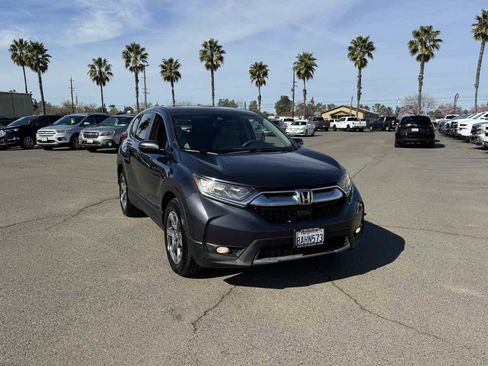 Used 2017 Honda CR-V EX image 3