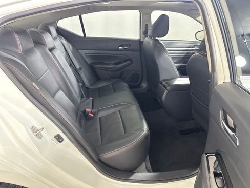 Used 2023 Nissan Altima 2.5 SR w/ SR Premium Package image 27