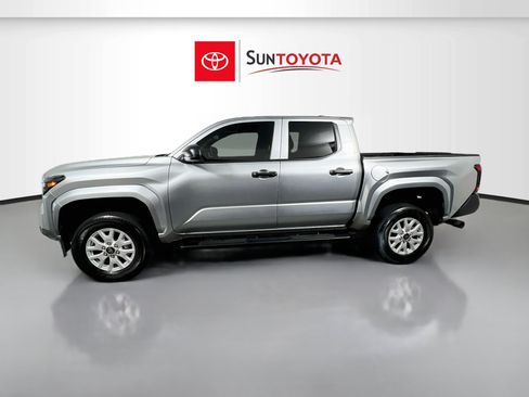 Used 2024 Toyota Tacoma SR AWD/4WD image 7