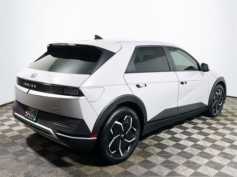 Used 2023 Hyundai Ioniq 5 SEL w/ Cargo Package image 8