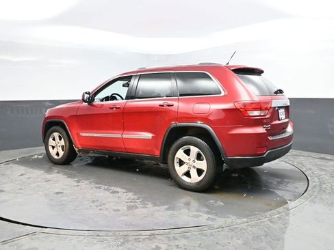 Used 2011 Jeep Grand Cherokee Laredo image 5