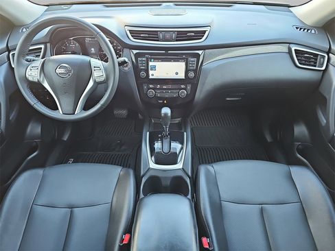 Used 2016 Nissan Rogue SL w/ SL Premium Package image 9