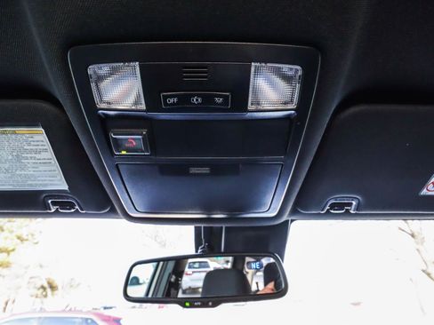 Used 2020 Toyota Tacoma TRD Sport image 32